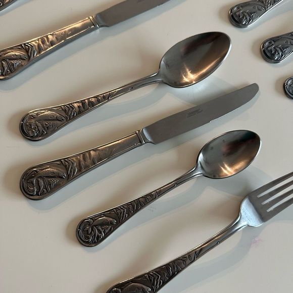 Cambridge Fish/Bass Stainless Flatware Silverware Old Stock - Picture 6 of 13